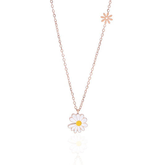 Blume Necklace