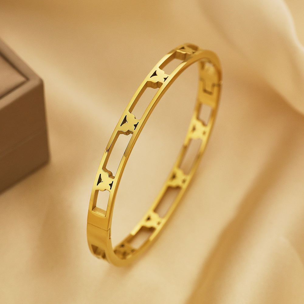 Nova Frame Bangle
