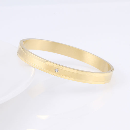 Eternal Line Bangle